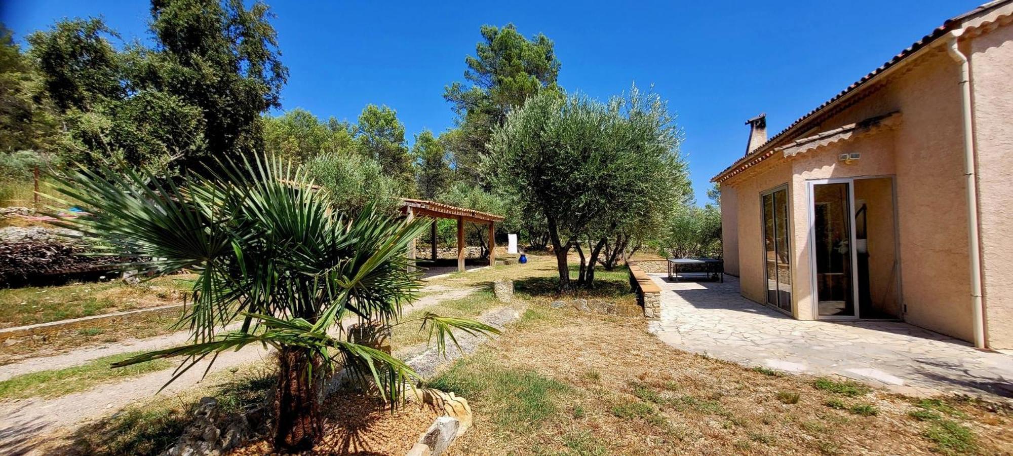 Au Petit Bonheur Villa Carnoules  Bagian luar foto